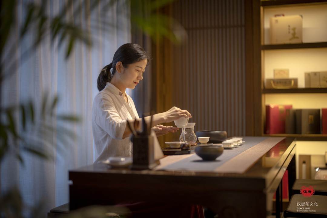 茶品牌體驗(yàn)空間巡禮第二輯 | 鄰里茶莊陳升號(hào)插圖10 茶品牌體驗(yàn)空間巡禮第二輯 | 鄰里茶莊陳升號(hào)插圖10